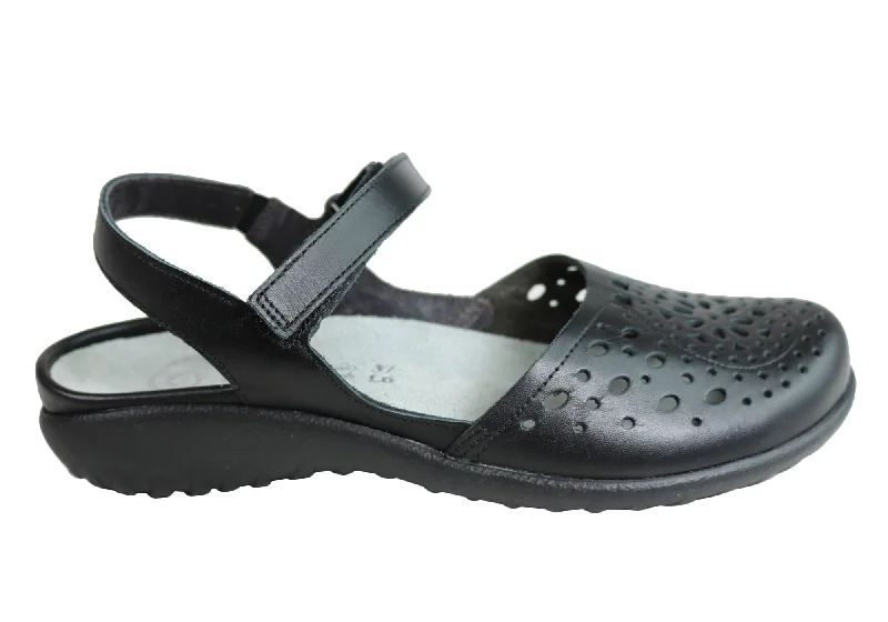 Comfortable yet fashionable women's shoesNaot Arataki Womens Closed Toe Orthotic Friendly Leather Flat Sandals
