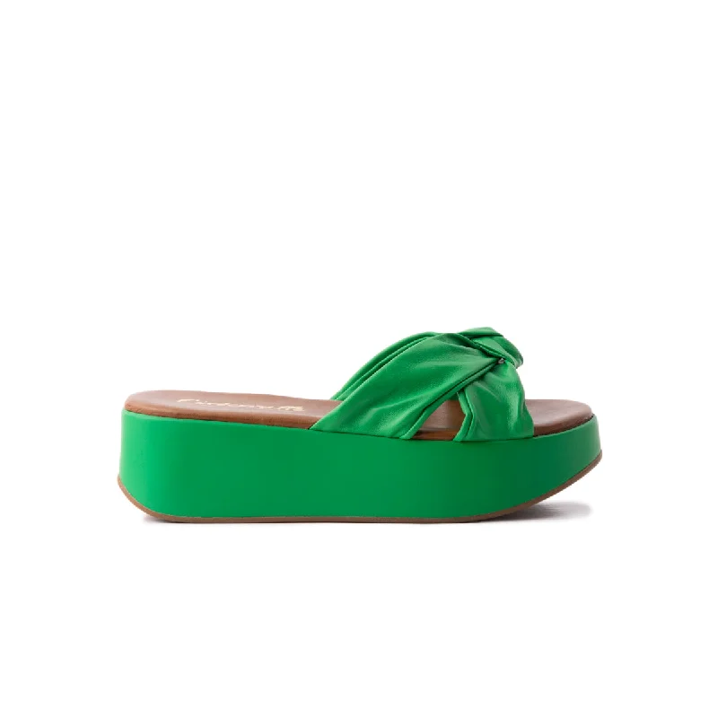 Stylish and practical women's shoes for rainy daysNicaragua Green Leather