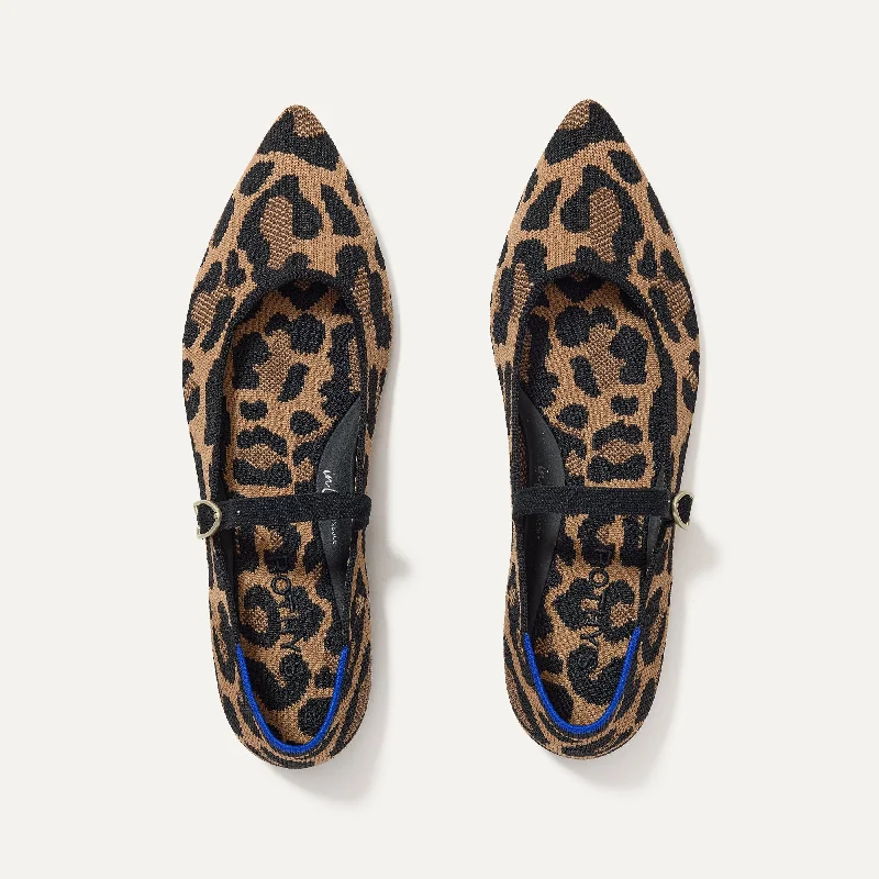 Comfy and stylish women's shoes for walkingThe Point Mary Jane II - Amber Cat