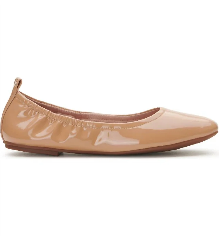 Elegant and sophisticated women's shoe stylesRonjlita Chic Ballet Flats In Beige