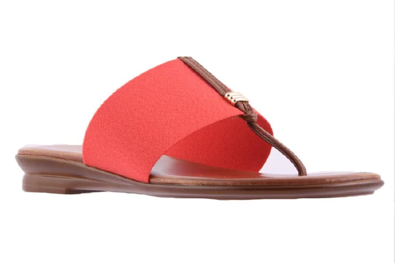 Stylish and practical women's shoes for rainy daysSEVERO 2 CORAL