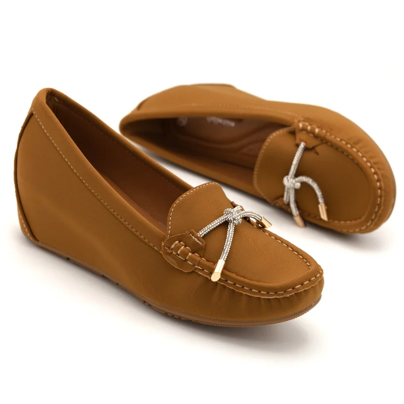 Feminine and romantic women's shoe designsSilk wedge S336-5