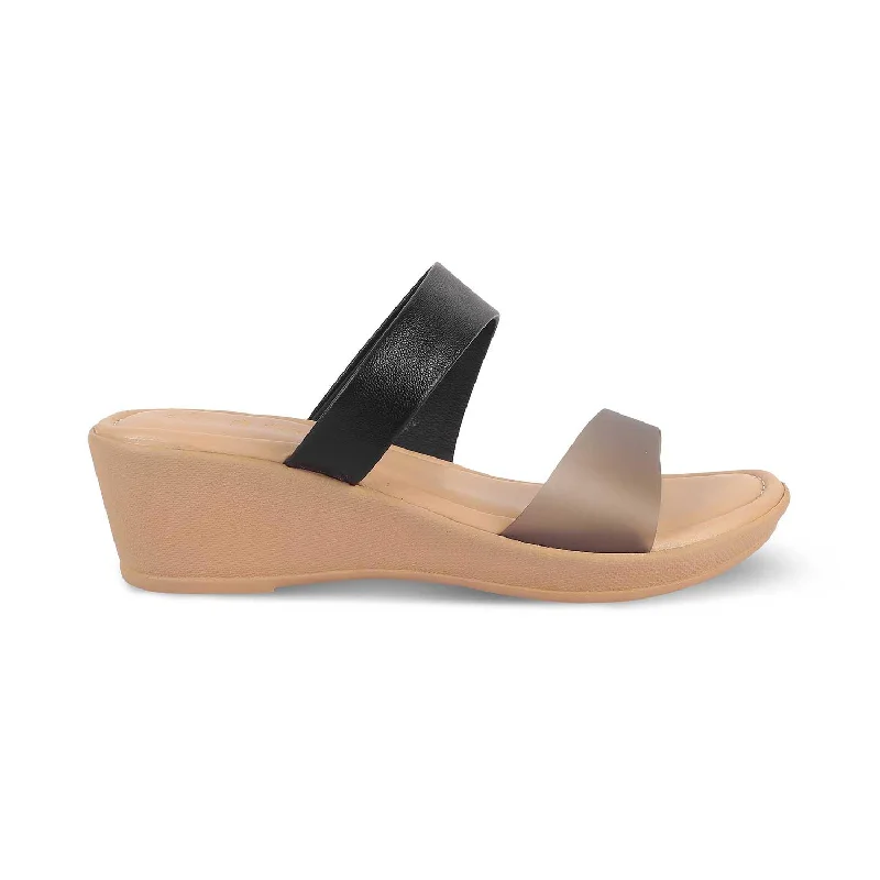 Sleek and modern women's footwear optionsThe Sios Black Women's Casual Wedge Sandals Tresmode