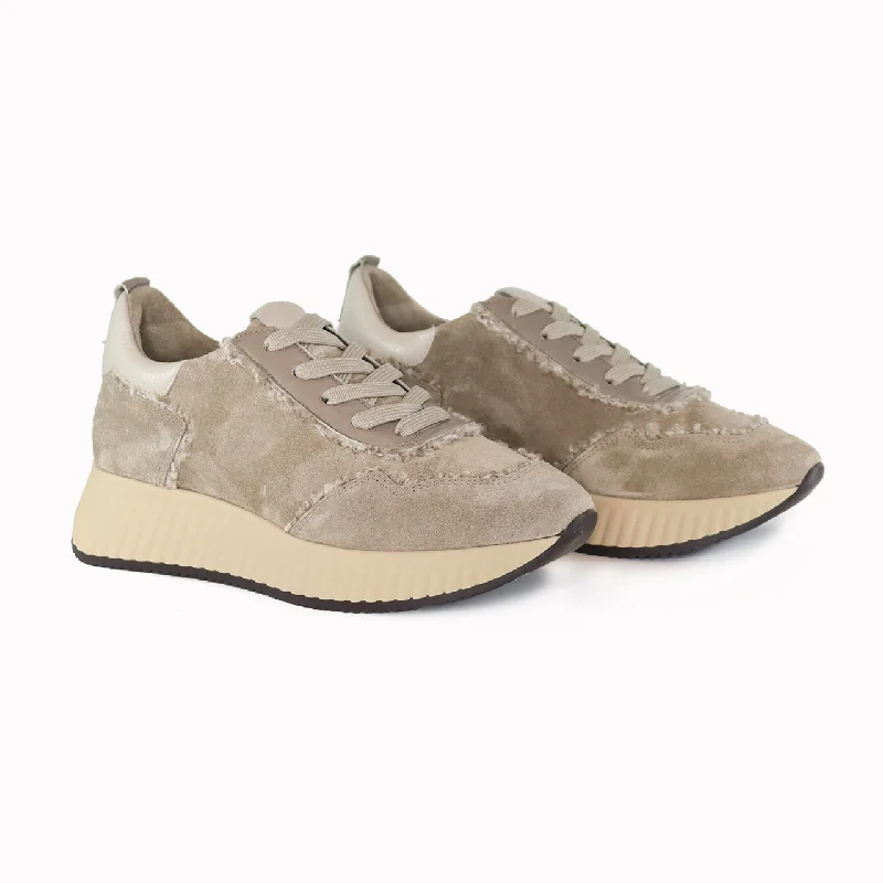 Elegantly crafted women's shoesALAIR TAUPE SAHARA