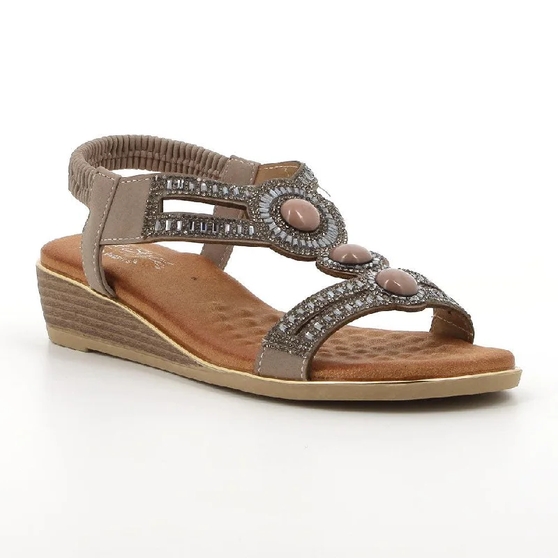 Luxurious and opulent women's shoe optionsSoft Style By Hush Puppies Nakia Wedge Sandal - Taupe Luxurious and opulent women's shoe optionsSoft Style By Hush Puppies Nakia Wedge Sandal - Taupe
