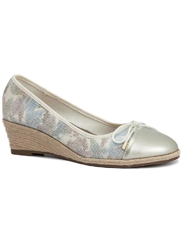 Versatile and adaptable women's shoes for every occasionTamissa Womens Canvas Quilted Espadrilles Versatile and adaptable women's shoes for every occasionTamissa Womens Canvas Quilted Espadrilles