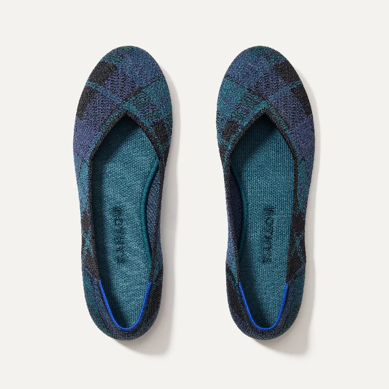 Stylish and comfortable women's shoes for long days at workThe Flat - Preppy Plaid Stylish and comfortable women's shoes for long days at workThe Flat - Preppy Plaid