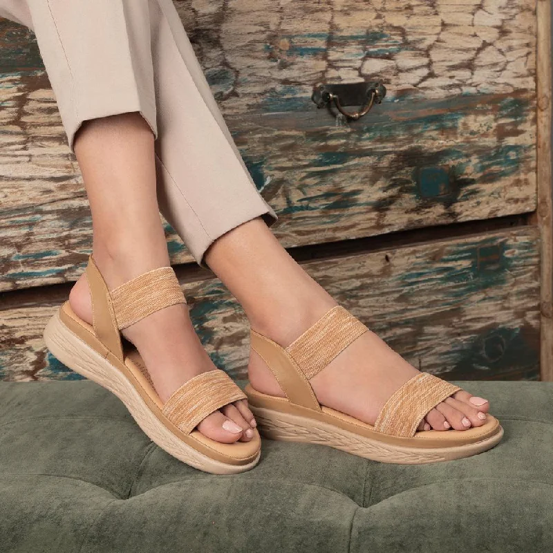 Chic and stylish women's shoes for fashion-conscious womenThe Hintle Beige Women's Casual Wedge Sandals Tresmode Chic and stylish women's shoes for fashion-conscious womenThe Hintle Beige Women's Casual Wedge Sandals Tresmode