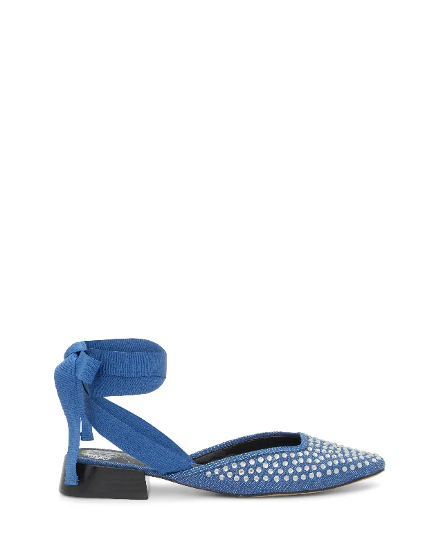 Sleek and modern women's footwear optionsKayla Flat