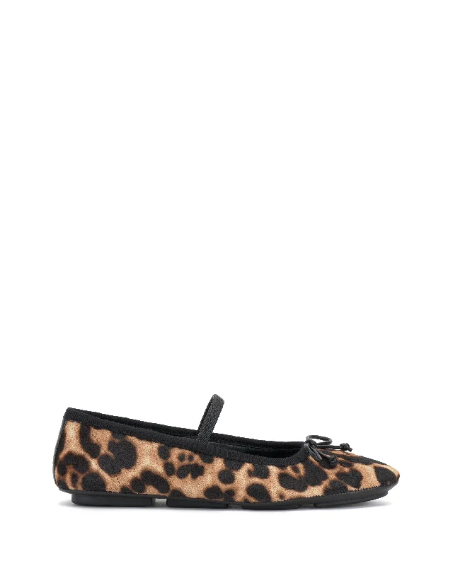 Elegant and sophisticated women's shoes for dinner datesReese Ballet Flat