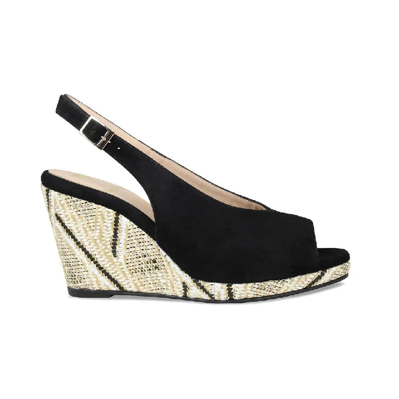Comfy and stylish women's shoes for flat feetWhitney: Black Suede