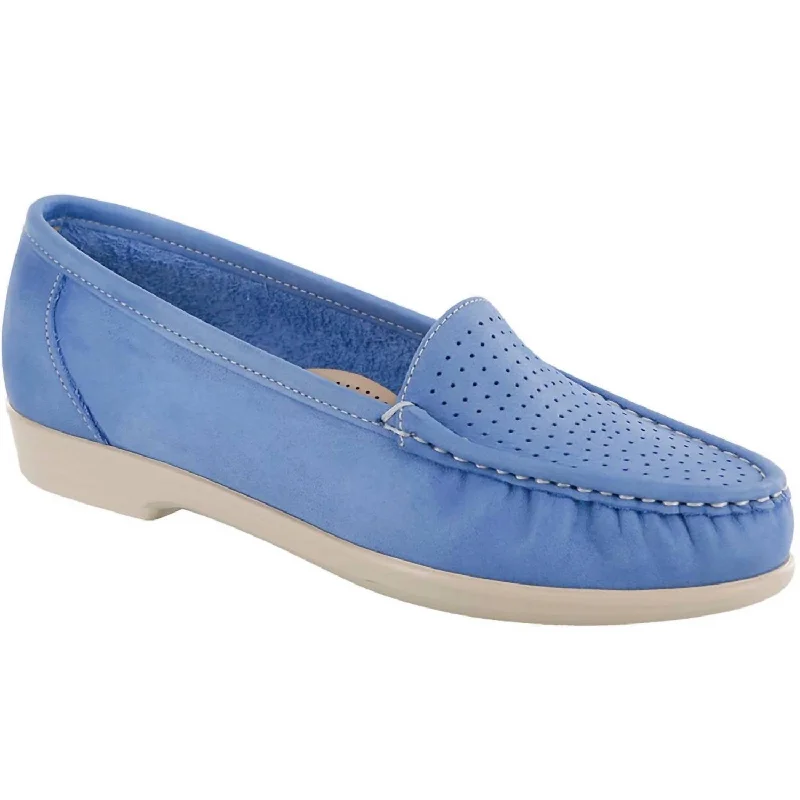 Warm and cozy women's shoes for winterWomen's Savvy Loafer - Medium In Denim