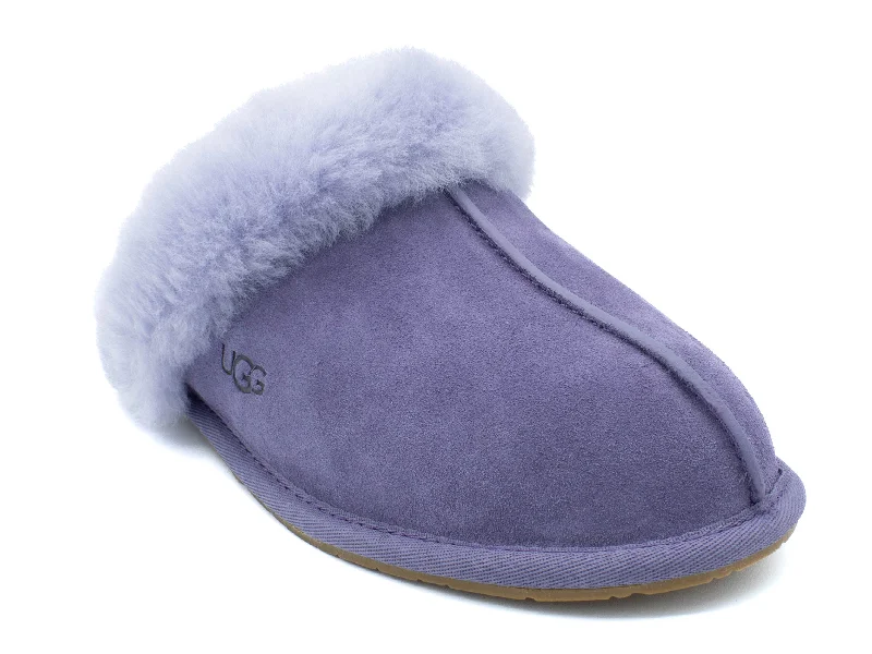 Chic and sophisticated women's footwear for workUGGS Scuffette II