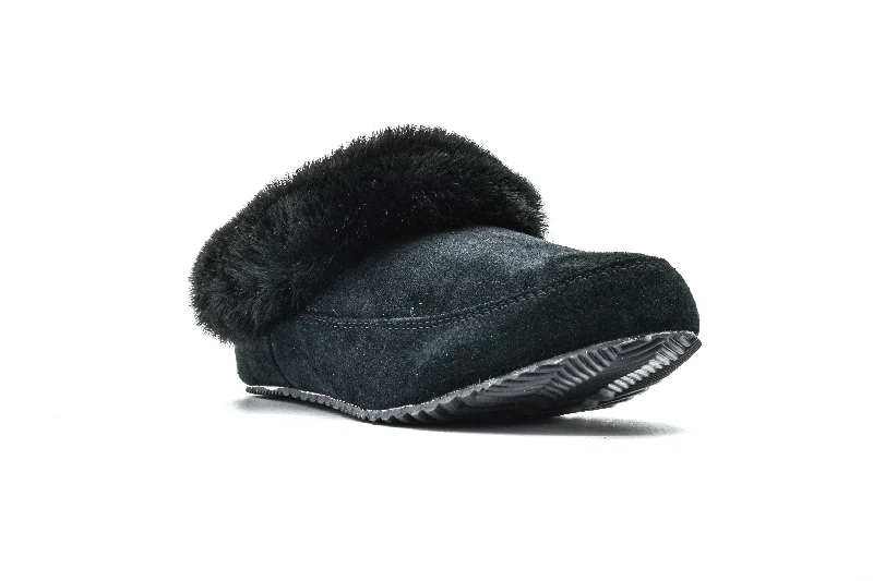 Chic and stylish women's shoes that complement every outfit and occasioSOREL GO™ - Coffee Run Women's Slipper Chic and stylish women's shoes that complement every outfit and occasioSOREL GO™ - Coffee Run Women's Slipper