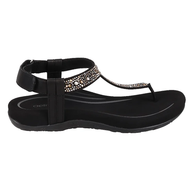 Chic and stylish women's shoes for summerWomen's Marni