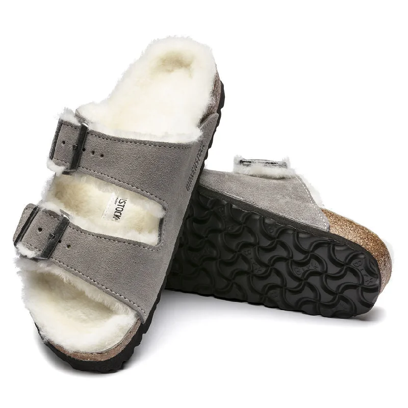 Comfy and stylish women's shoes for walkingBirkenstock - Arizona Shearling Stone Coin