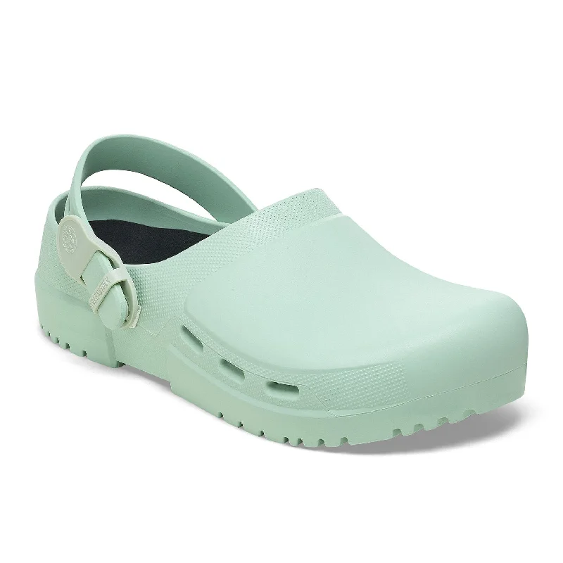 Sleek and modern women's footwear optionsBirki Air 2.0 - Matcha
