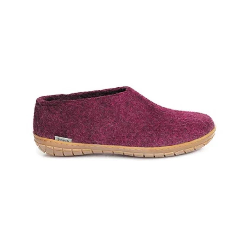Fashion-forward and trendy women's shoe stylesShoe with Honey Rubber - Cranberry