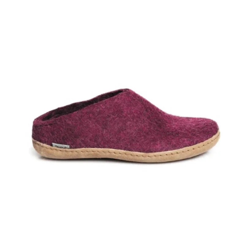 Chic and stylish women's shoes that complement every outfit and occasioSlip-on with Leather Sole - Cranberry