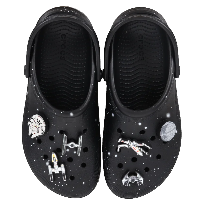 Versatile and stylish women's shoes for everyday chicAdult Star Wars Off Court Clog