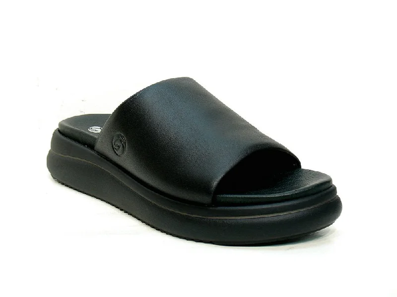 Comfy and stylish women's shoes for lounging around the houseD0L51-00 Black Slide