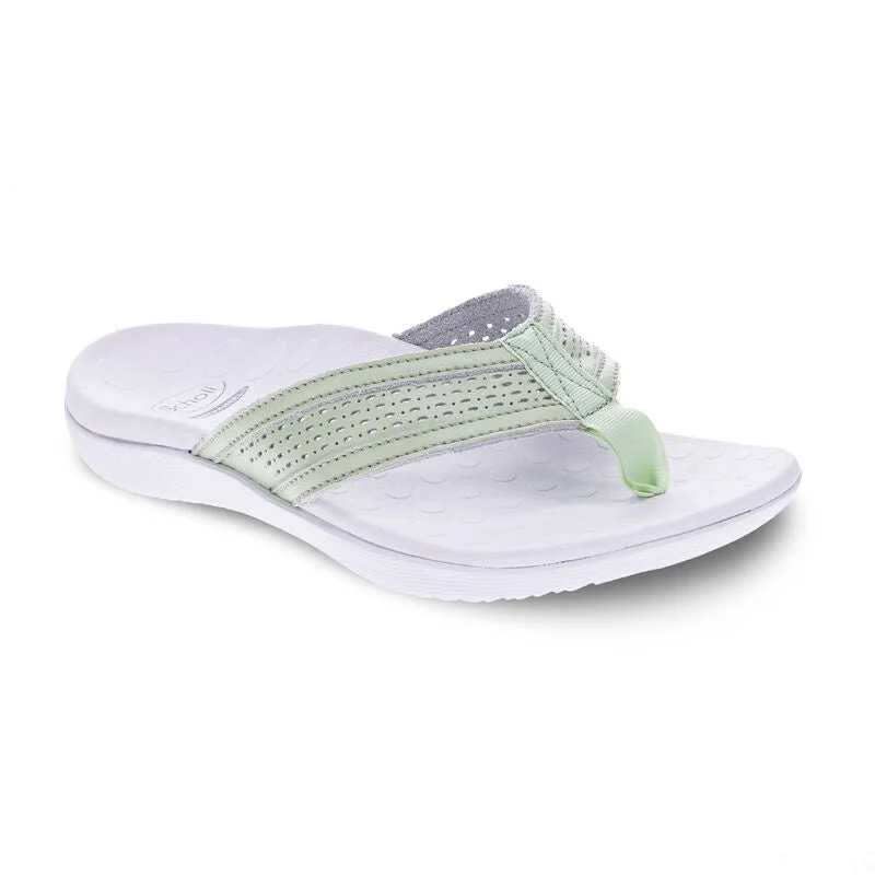 Flattering and stylish women's shoes for petite feetOrthaheel Spark
