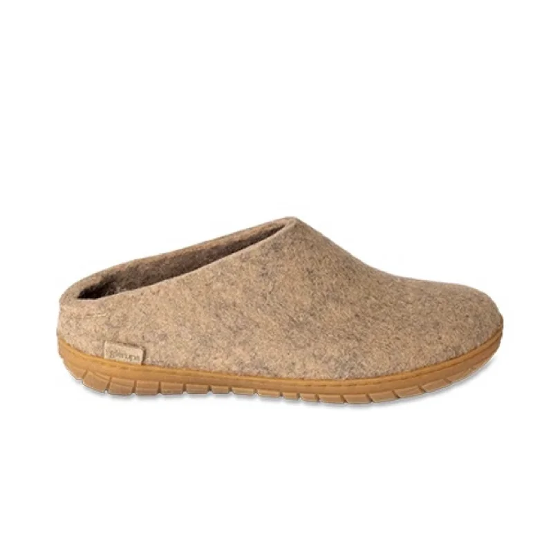 Chic and stylish women's shoes for fashion-conscious womenSlip-on with Honey Rubber - Sand