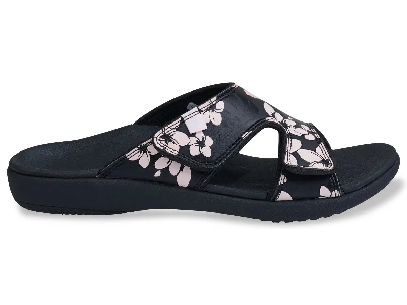 Comfortable and supportive women's shoes for all-day wearKholo Luau