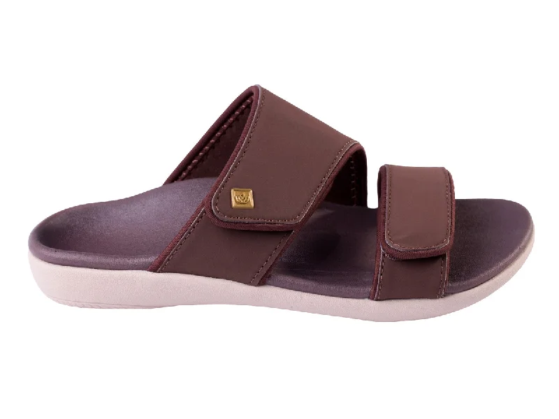 Chic and versatile women's footwearKholo Nuevo