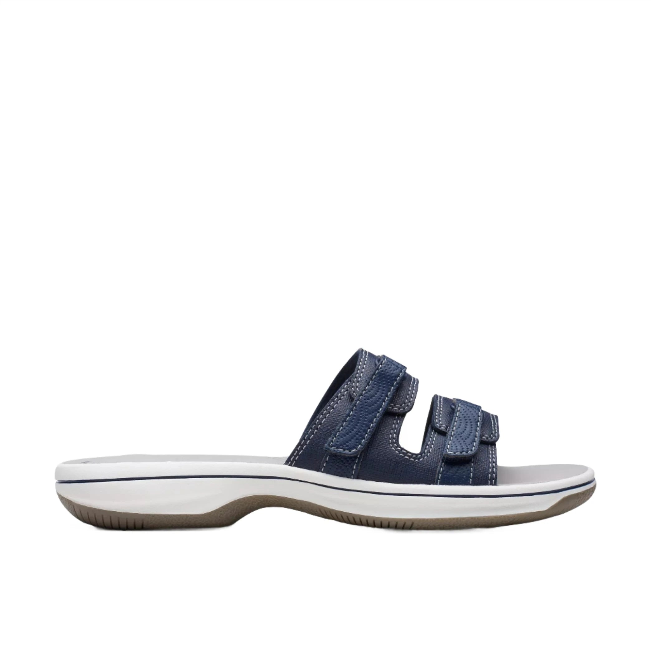 Versatile and stylish women's shoes for everyday chicWomen's Breeze Piper Navy