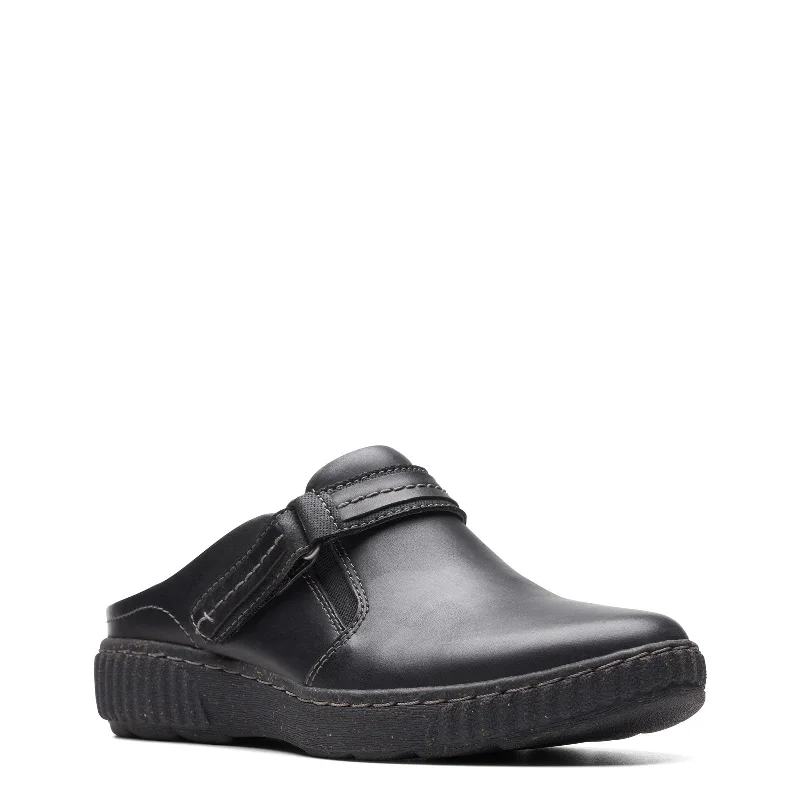 Comfy and stylish women's shoes for walkingWomen's Clarks, Caroline May Clog
