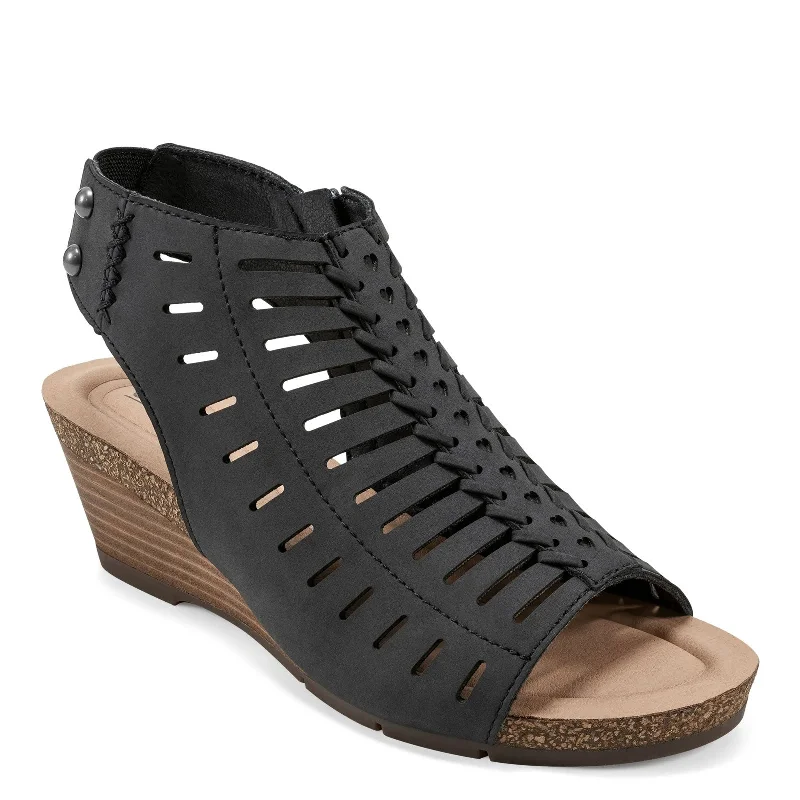 Versatile and elegant women's shoes for any outfitWomen's Earth, Hana 3 Sandal