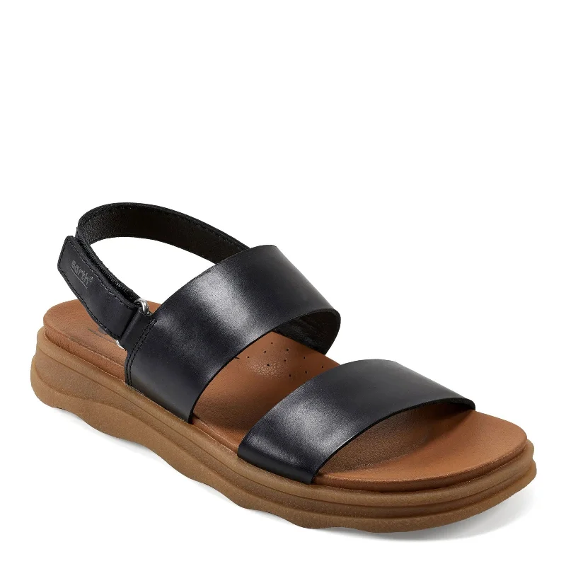 Chic and trendy women's shoes for the officeWomen's Earth, Leah Sandal