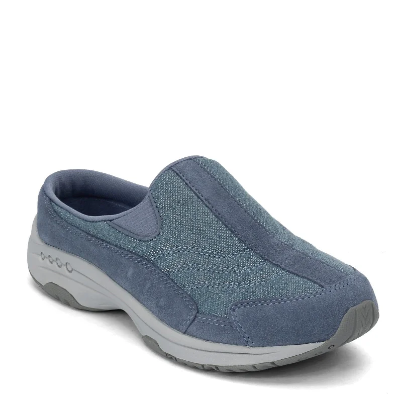 Bold and statement-making women's shoes for the bold and beautifulWomen's Easy Spirit, Traveltime Classic Clog Bold and statement-making women's shoes for the bold and beautifulWomen's Easy Spirit, Traveltime Classic Clog