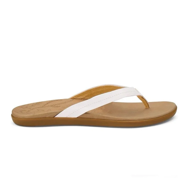 Timeless classic women's shoe designsWomen's Honu Flip Flop Sandal-Bright White/Golden Sand