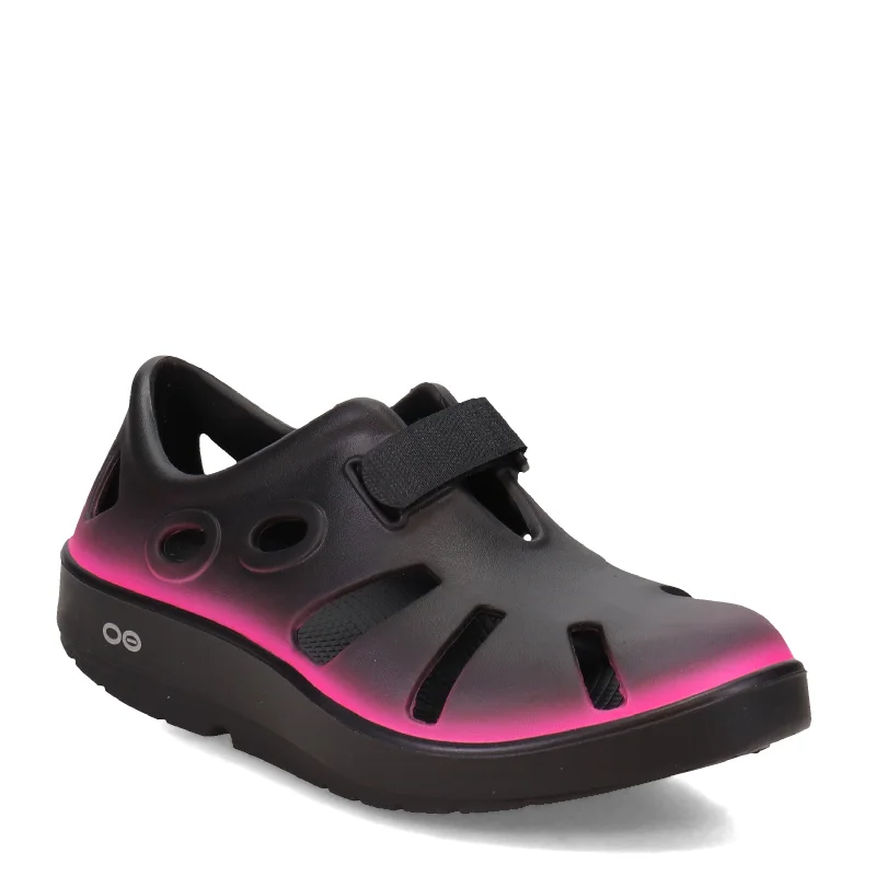 Comfy and stylish women's shoes for flat feetWomen's Oofos, OOcandoo Slip-On Recovery Shoe
