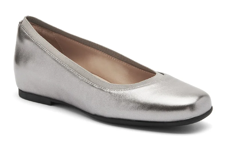 Stylish and affordable women's shoesCadence Ballet