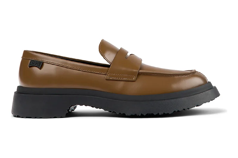 Versatile and stylish women's shoes for city walksWalden
