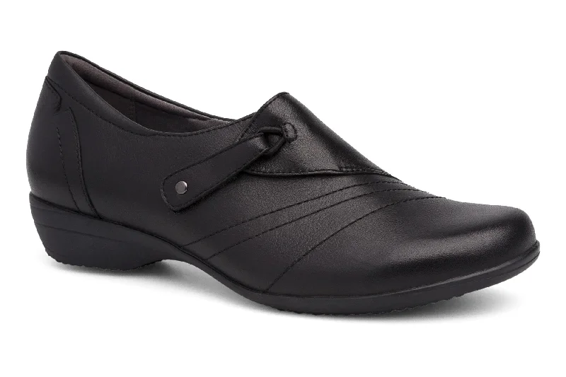 Chic and minimalist women's footwear trendsFranny