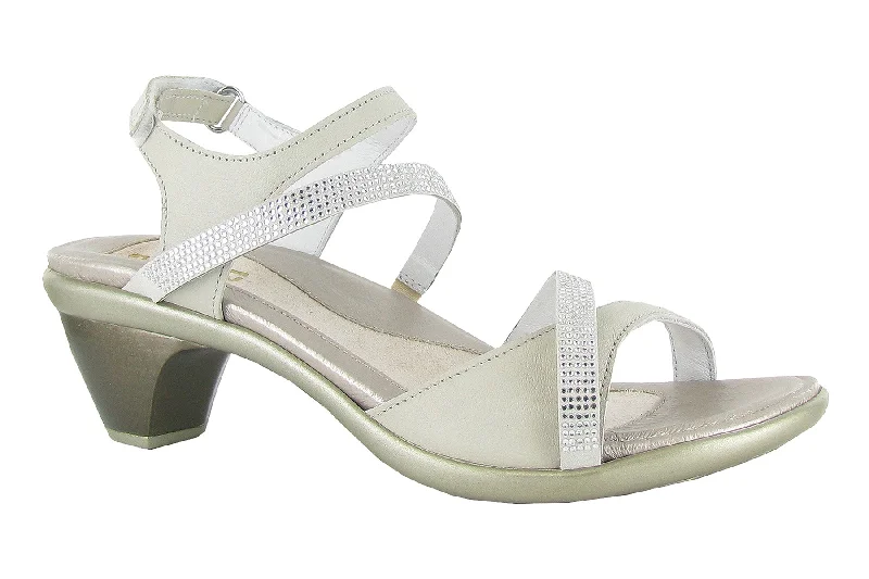 Chic and stylish women's shoes for cocktail partiesInnovate