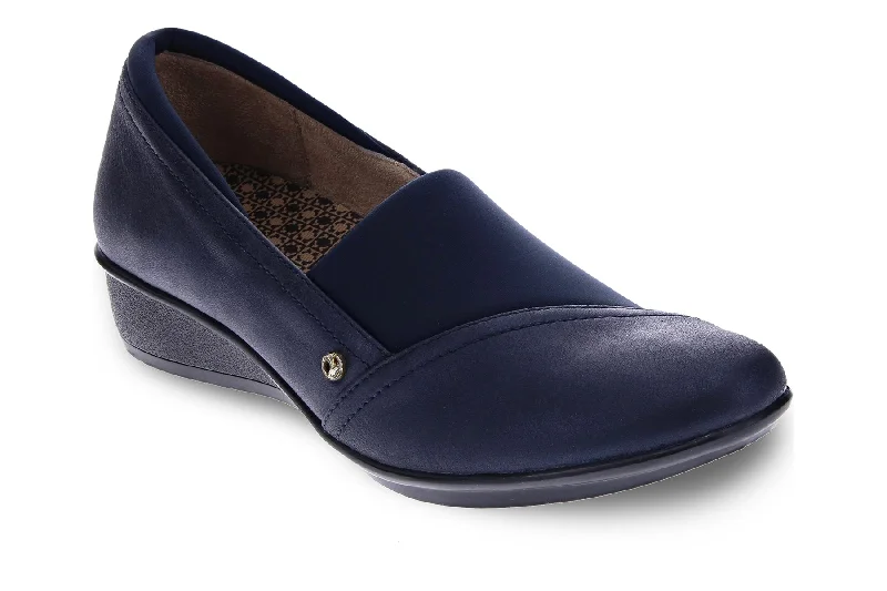 Flattering and figure-hugging women's footwearNaples