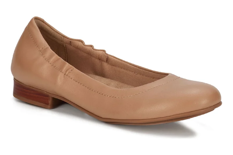 Bold and unique women's shoes for fashion-forward individualsTess