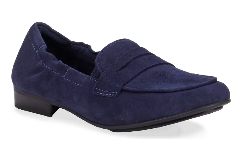 Comfy and stylish women's shoes for everyday casual wearTrish