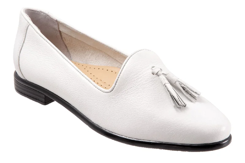 Elegant and classic women's shoes for bridal partiesLiz Tassel