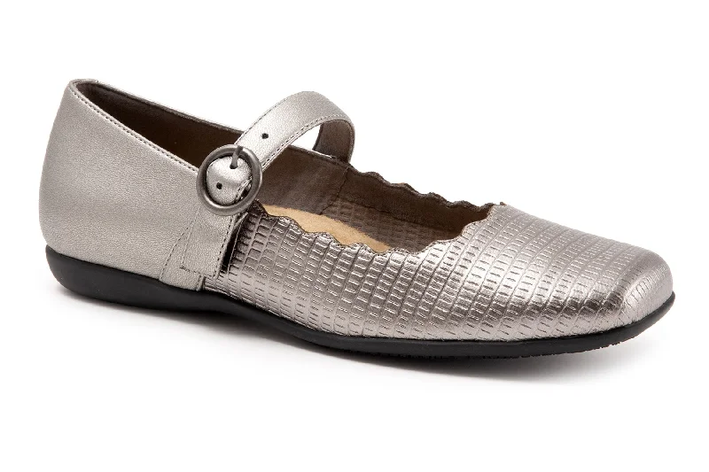 Chic and stylish women's shoes for cocktail partiesSugar